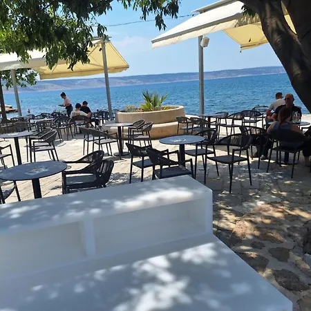 Appartamento Modern Self - Check In Near Paklenica National Park